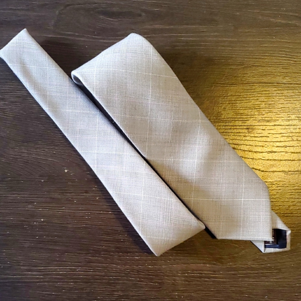 Grey wool Tie Bar tie